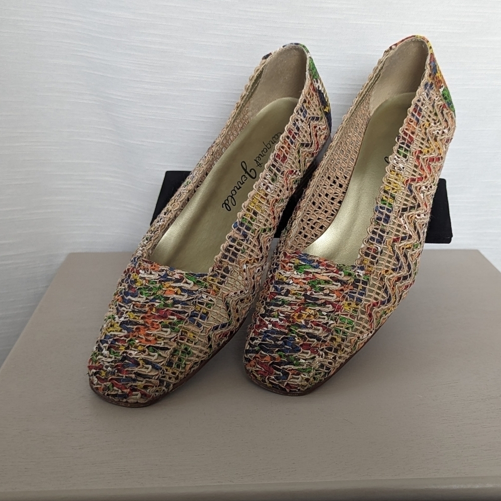 Vintage Margaret Jerrold‎ Woven Eclectic Boho Kitten Heel Loafers
